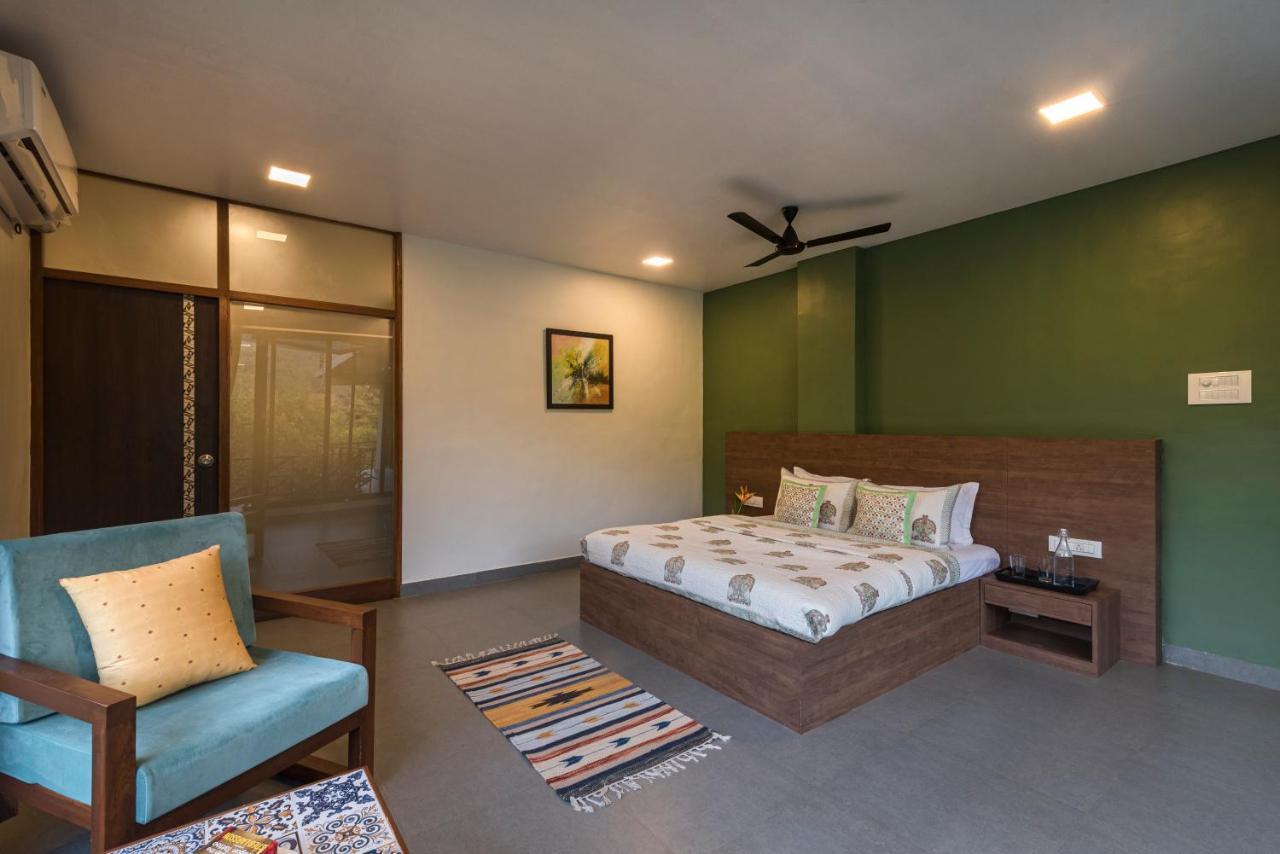 Saffronstays Mountain Aer, Karjat Bagian luar foto